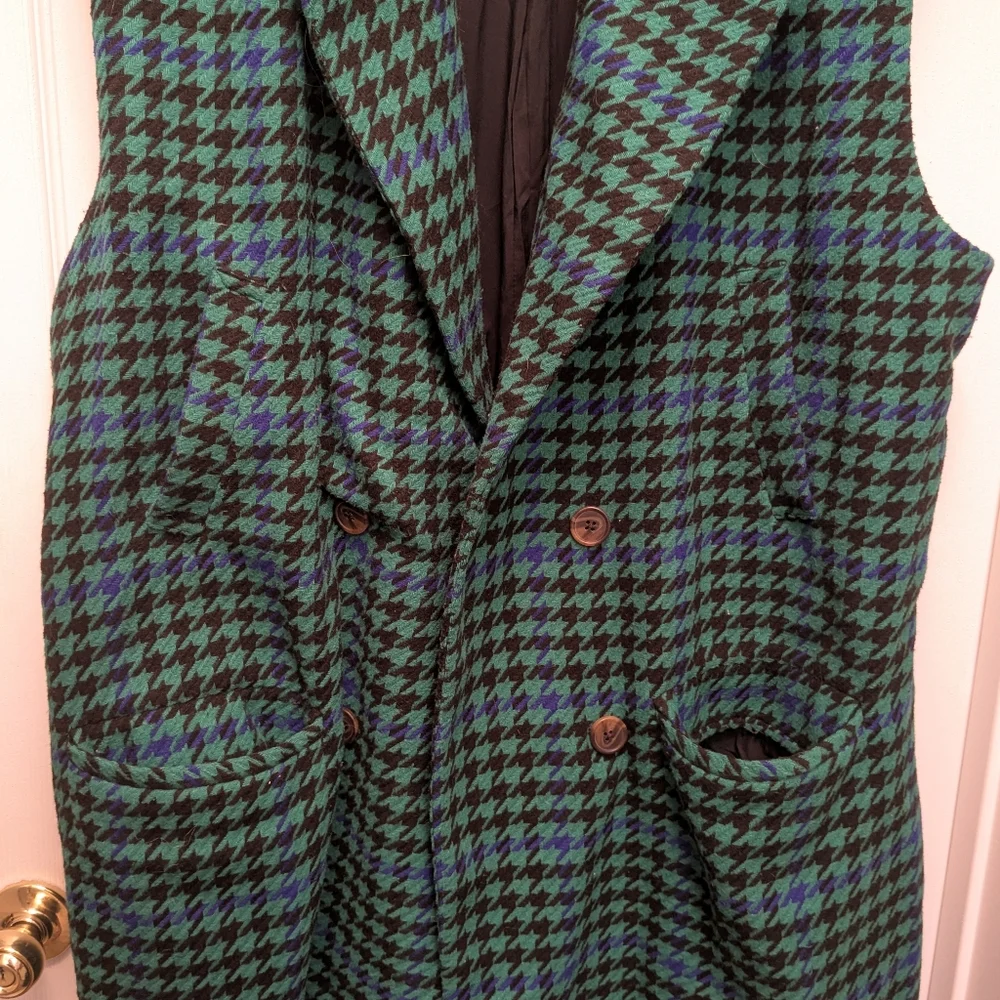 Future Collective Houndstooth Vest - Picture 3 of 3